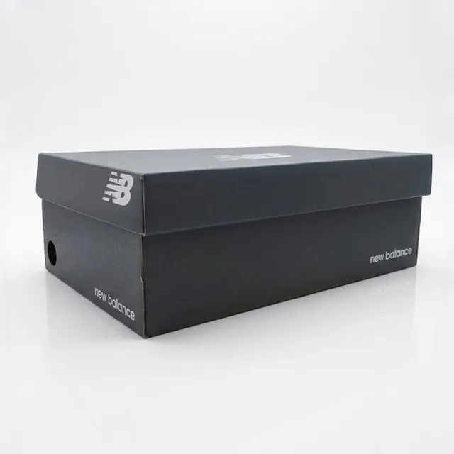 Коробка для взуття New Balance матова сіра